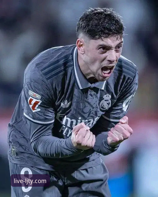 揭秘皇马三球风暴：巴尔韦德戴帽背后，瓜帅战术为何失灵？